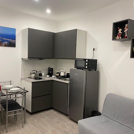 The Nest Of Via Toledo Apartment เนเปิลส์ ภายนอก รูปภาพ
