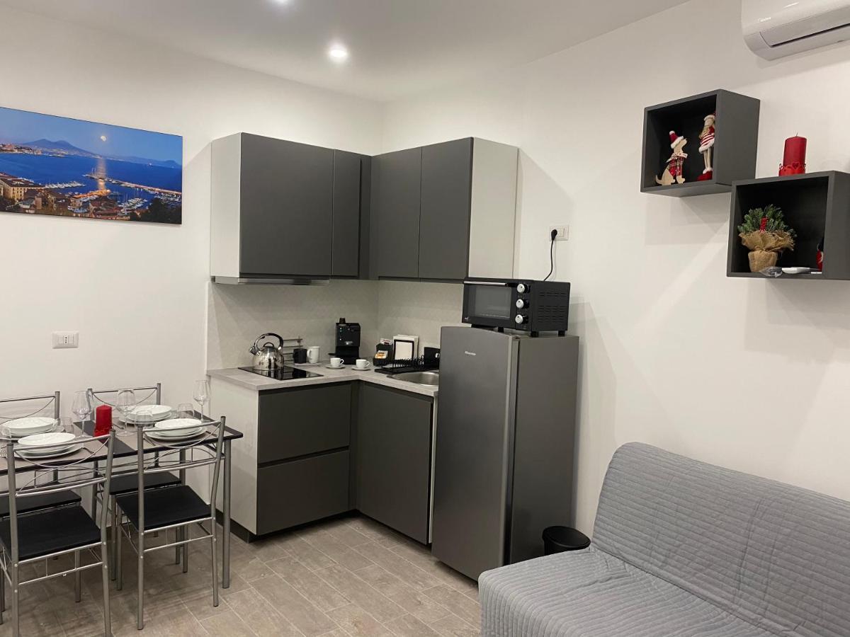 The Nest Of Via Toledo Apartment เนเปิลส์ ภายนอก รูปภาพ
